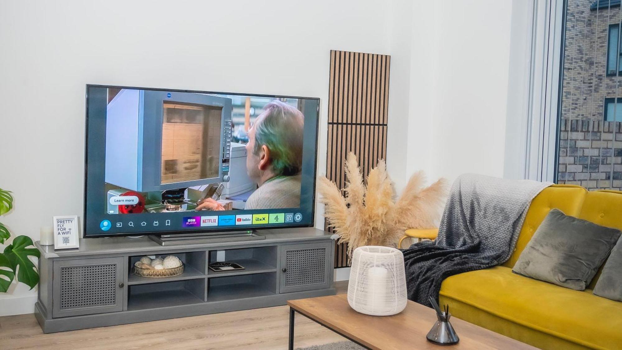 The Parkes A Stylish 3br House, 5 Mins From Close To The Edgbaston Stadium, The Hippodrome, Uob, Aston And Bcu, China Town, Kings Heath Bhx Airport And Much Holiday home